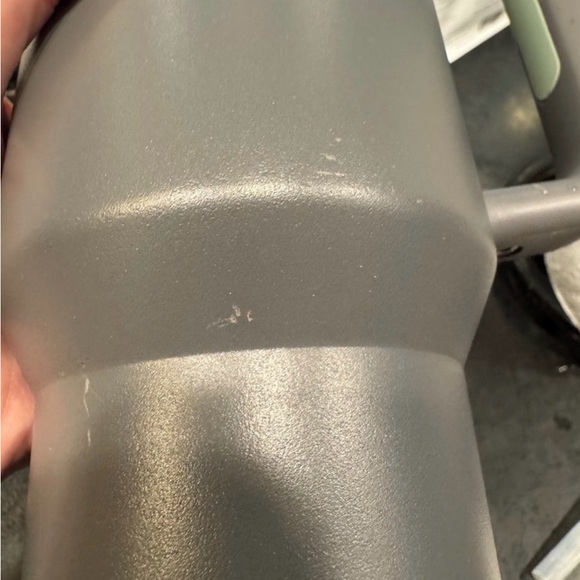 Stanley Gray Quencher Flowstate 40oz Tumbler - Picture 6 of 15